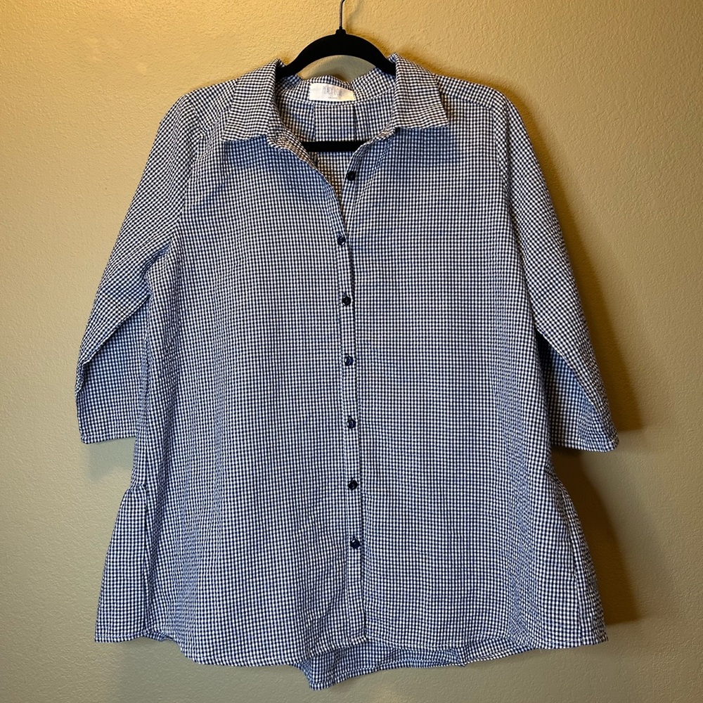Peach Love California Navy and White Gingham Seersucker Button Down Shirt
